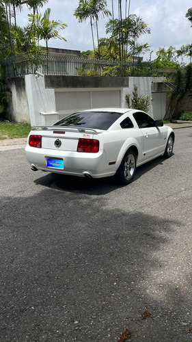 Mustang 2008 Automático