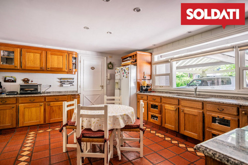 Highland Cc , Casa En Venta, Lote De 2746 Metros, Excelente