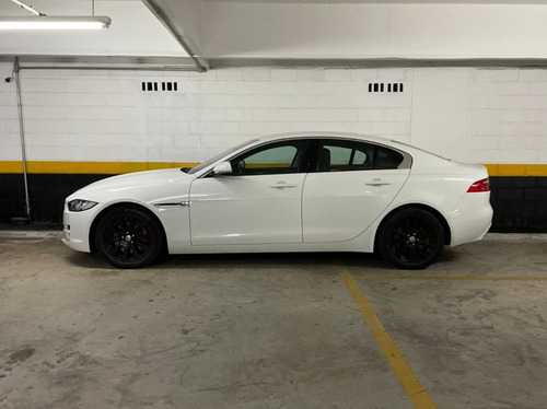 Imagem 5 de 24 de Jaguar Xe Pure