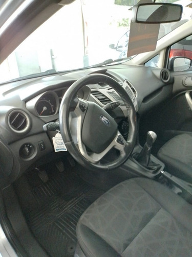 Imagen 9 de 15 de Ford Fiesta Kinetic Design Titanium