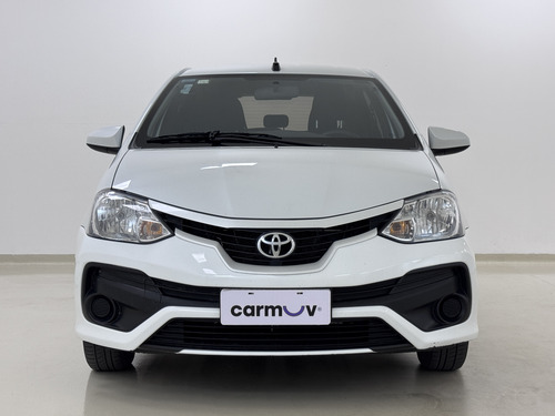 Toyota Etios 1.5 X MT6 5P
