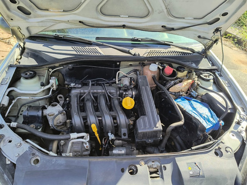 Renault Clio 1.0 16v Authentique Hi-power 5p
