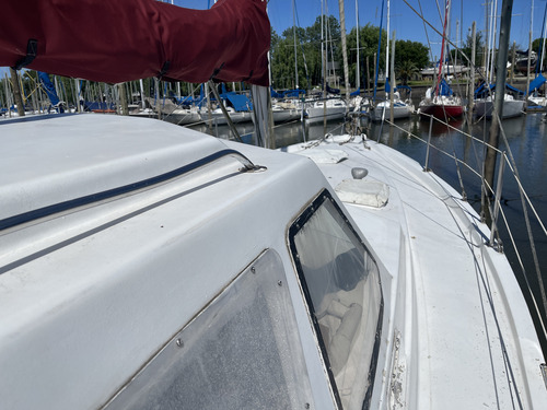 Motovelero Aries Trophy Timonera Cubierta Volvo Penta Diesel
