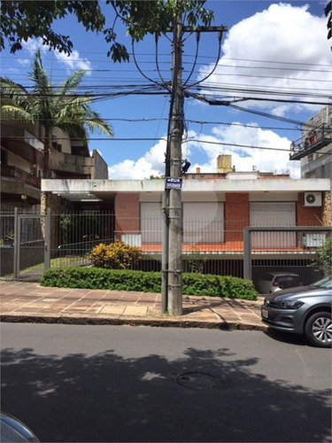 Imagem 11 de 15 de Casa Com 3 Dormitórios Em Excelente Localização No Bairro Auxiliadora. - Reo606628