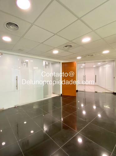 Imagen 14 de 17 de Arriendo Remodelada Y Luminosa Oficina, Metro Los Leones