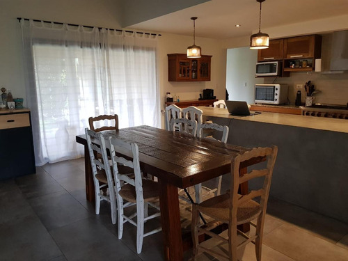 Imagen 3 de 21 de Casa - La Horqueta De Echeverría
