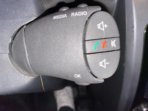 Imagem 15 de 15 de Renault Sandero 2013 1.6 Expression Hi-power 5p