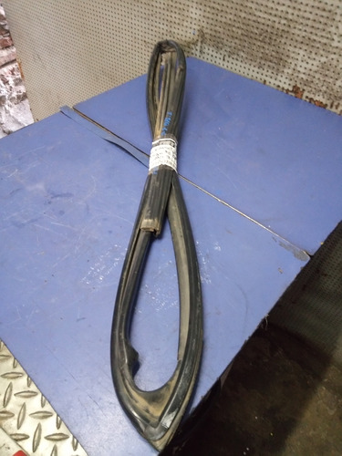 Goma Contorno Pilar Delantera Izquierda Ford Ranger 3.2 