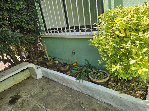 Casa Ubicada, Remodelada, De Un Solo Nivel , De Una Recamara, Baño, 47 M2 C, En La Unidad Habitacional Santa Fe , Imss
