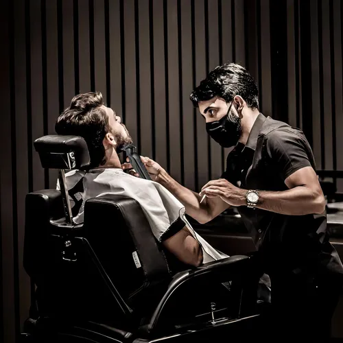 Cortadora De Cabello Kemei Km-2299 Color Negro