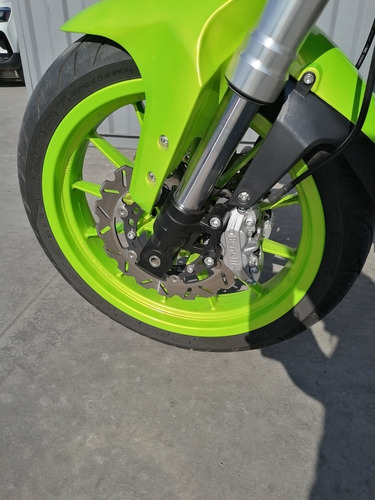 Imagen 3 de 5 de Benelli 302s