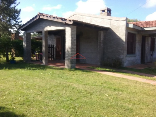 Casa En , 3 Dormitorios *- Ref: 3505