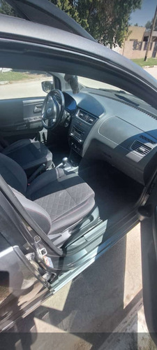 Volkswagen Suran 1.6 Imotion Highline