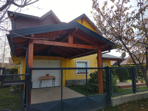 Venta Establecimiento Productivo De Bodega De Vino Artesanal + Vivienda, En Ph. Maquinarias Incluidas. A 15 Km De San Carlos De Bariloche