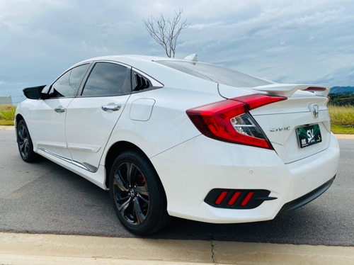 Imagem 2 de 8 de Honda Civic
