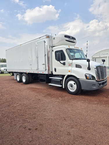 Freightliner Torton 2016 Refrigerado Rabon
