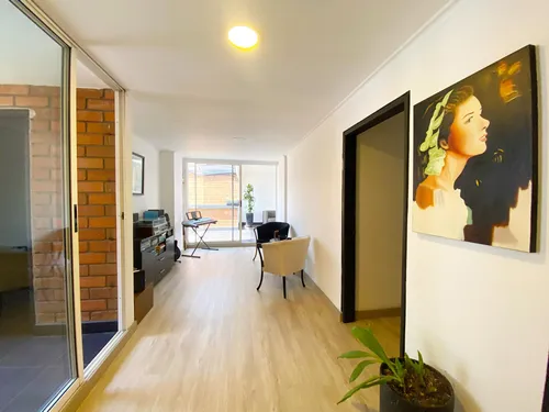 Apartamento En Venta En Laureles. Cod V12624