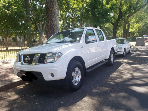 Nissan Frontier 2010 2.5 Le Cab Doble 4x4