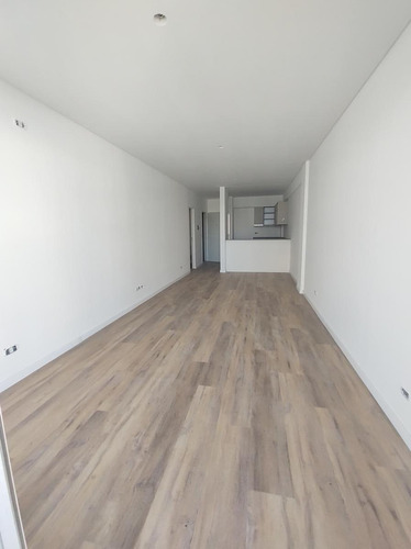 Imagen 10 de 30 de Alvarez Thomas Y Cespedes - Colegiales - 2 Amb Piso Alto!