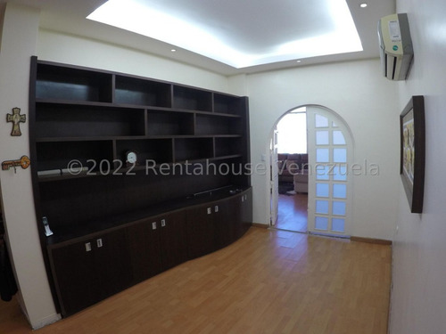 Imagen 9 de 13 de Rosangel Parraga Rentahouse Vende Casa En Parque Mirador Valencia 22-16558