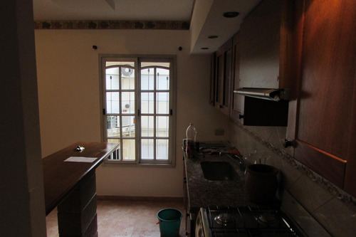Departamento En Alquiler De 3 Ambientes En Villa Luro Con Parrilla De Categoría