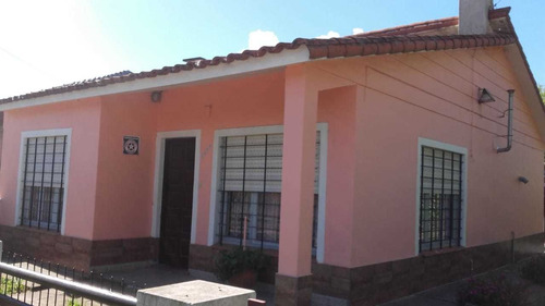 Alquiler Temporario 2 Casas Santa Teresita 4 Y 6 Pers