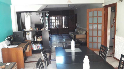 Excelente Chalet Muy Bna Ubicacion-s A De Padua