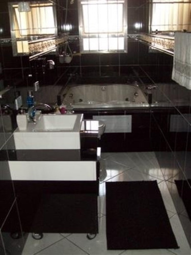 Imagem 4 de 13 de Sobrado, 3 Dormitório Sendo 1 Suite , 2 Banheiros, 2 Garagens, 204,00m² - V1000 - 2810049