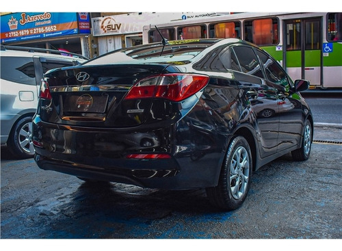 Imagem 6 de 15 de Hyundai Hb20s Comfort 2017 Preto Financiamento Facilitato!