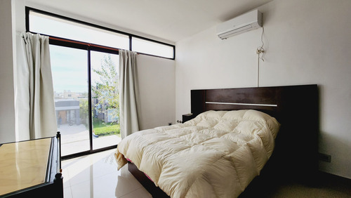 Imagen 21 de 30 de Casa 4 Ambientes Venta Barrio Cerrado Laguna Azul