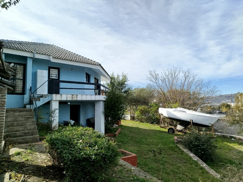 V294 - Villa Del Lago, Un Chalet Único Con La Mejor Ubicación Y Amplísimo Lote.