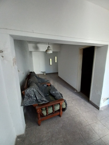 Imagen 2 de 6 de Casa Venta Isidro Casanova