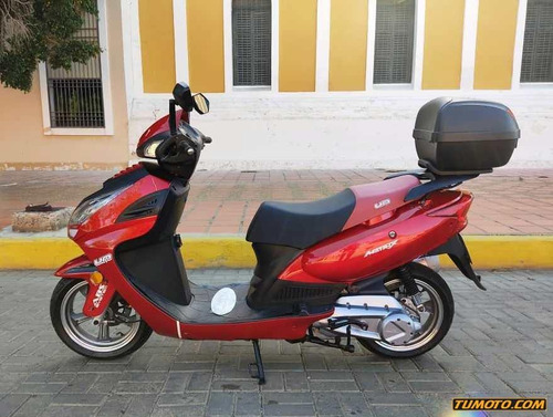 Motos Um