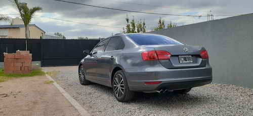 Volkswagen Vento 2.0 Sportline Tsi 200cv Bi-xenon 2014