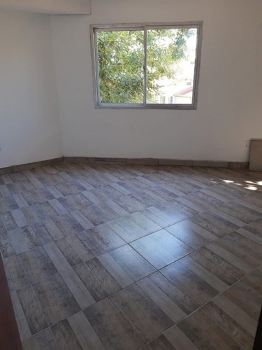 Imagen 3 de 7 de Venta En Bloque De Dos Departamentos En Cabrera Al 1200