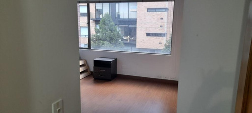 Imagen 12 de 17 de Apartamento En Arriendo En Bogotá Chico Norte. Cod 13116