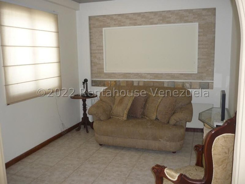 Casa En Venta Ubicada En Parque Mirador Valencia Carabobo 23-16666, Eloisa Mejia
