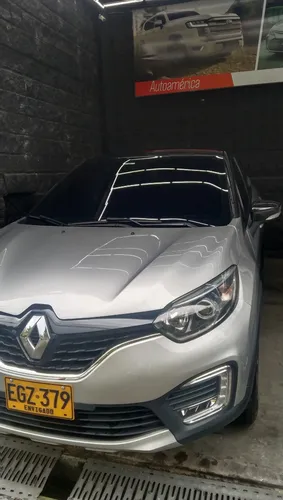 Renault Captur 2.0 Intens Automática