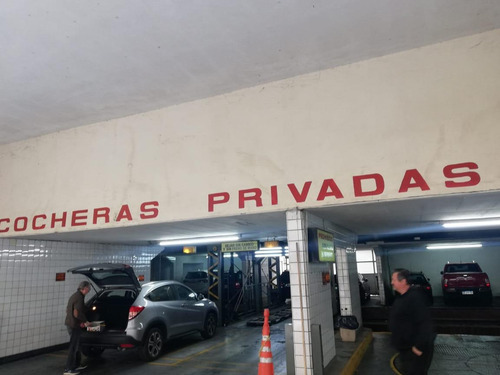 Imagen 2 de 7 de Cochera - Palermo