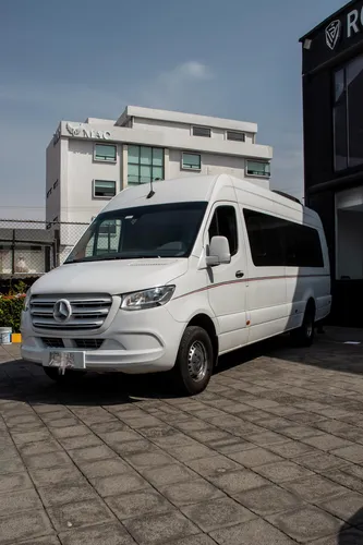 Mercedes-Benz Sprinter 20 Pasajeros