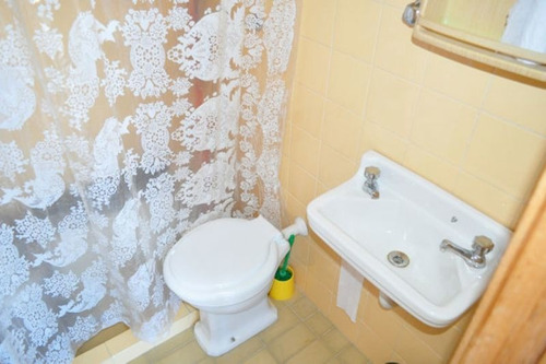 Venta De Apartamento De 2 Dormitorios En Roosevelt