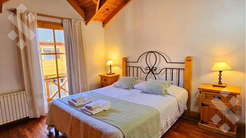 Venta Cabaña 3 Ambientes Con Piscina Y Sauna - Zona Centro- San Martin De Los Andes