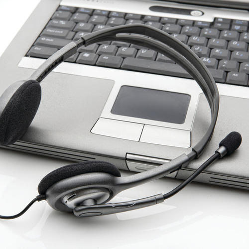 Audífono Diadema Con Micrófono Logitech H111 Jack 3.5mm