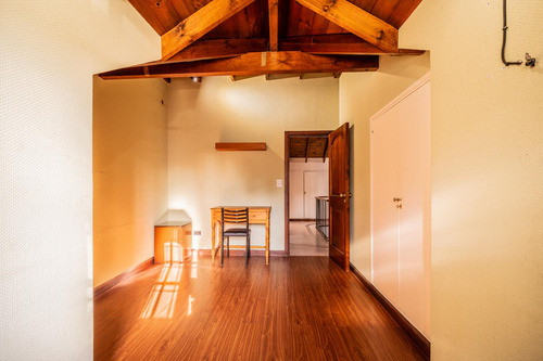 Casa En Monte Grande - 3 Dormitorios Y Escritorio - Apto Credito