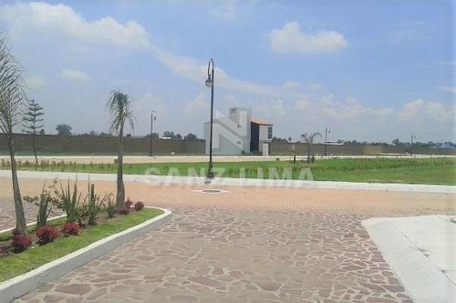 Fuentes Del Emperador Bonito Terreno Frente A Area De Convivencia Y Alberca En C