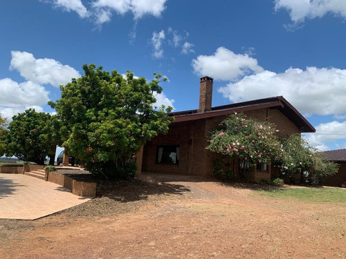 Espléndido Chalet Y Campo En Vichadero