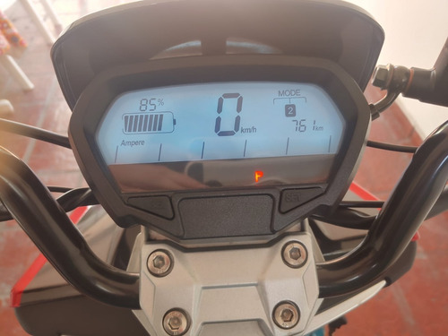 Imagen 11 de 15 de Moto Eléctrica Impecable - Solo 2 Pesos Por Km! - Gilera Eg
