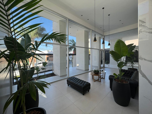Alquiler Departamento 2 Dormitorios Banfield Con Cochera