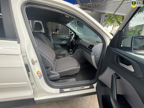 Volkswagen T-Cross 1.0 200 TSI TOTAL FLEX SENSE AUTOMÁTICO
