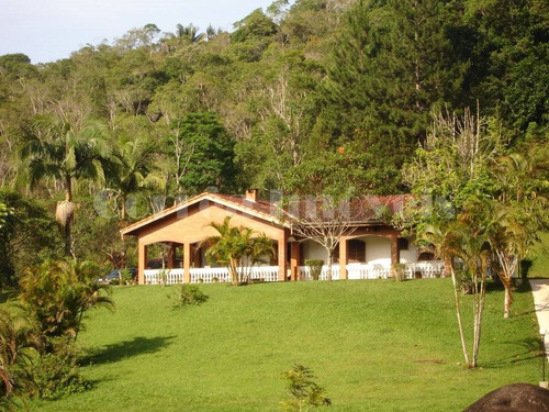 Lindo Sitio Rico Em Agua Em Juquitiba-sp